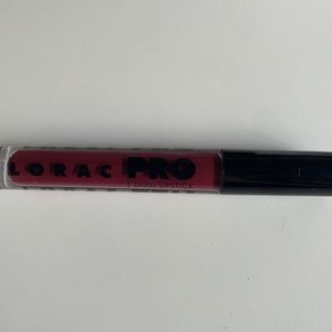 Lorax pro liquid lipstick
